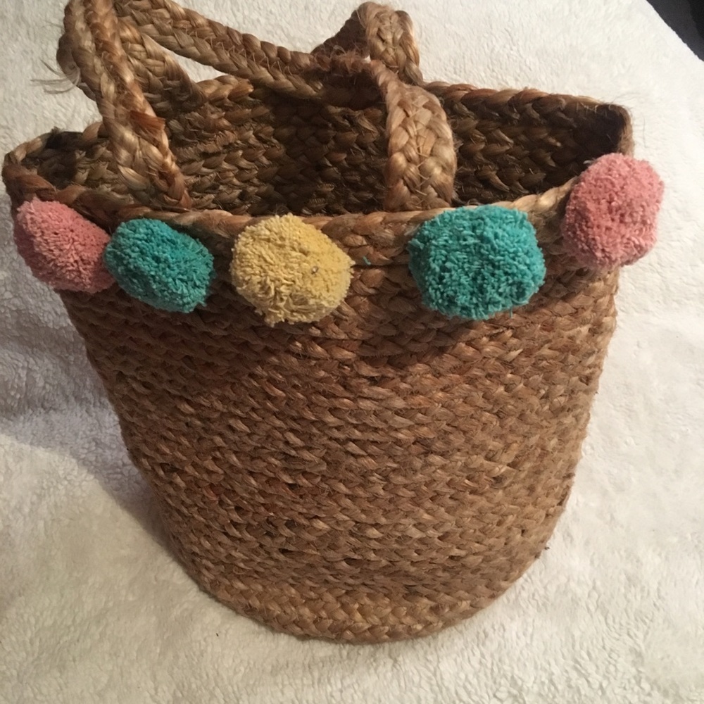 Woven woman’s bag NWT